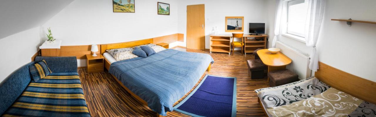 Penzion Marco Polo Vrútky Εξωτερικό φωτογραφία
